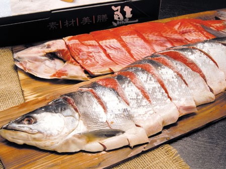 紅鮭 (切り身) 3.0kg前後 (甘塩)